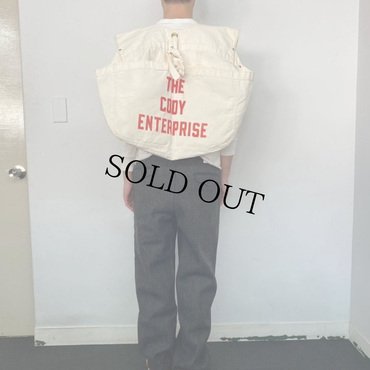 画像4: "THE CODY ENTERPRISE" NEWS PAPER BAG VEST (4)