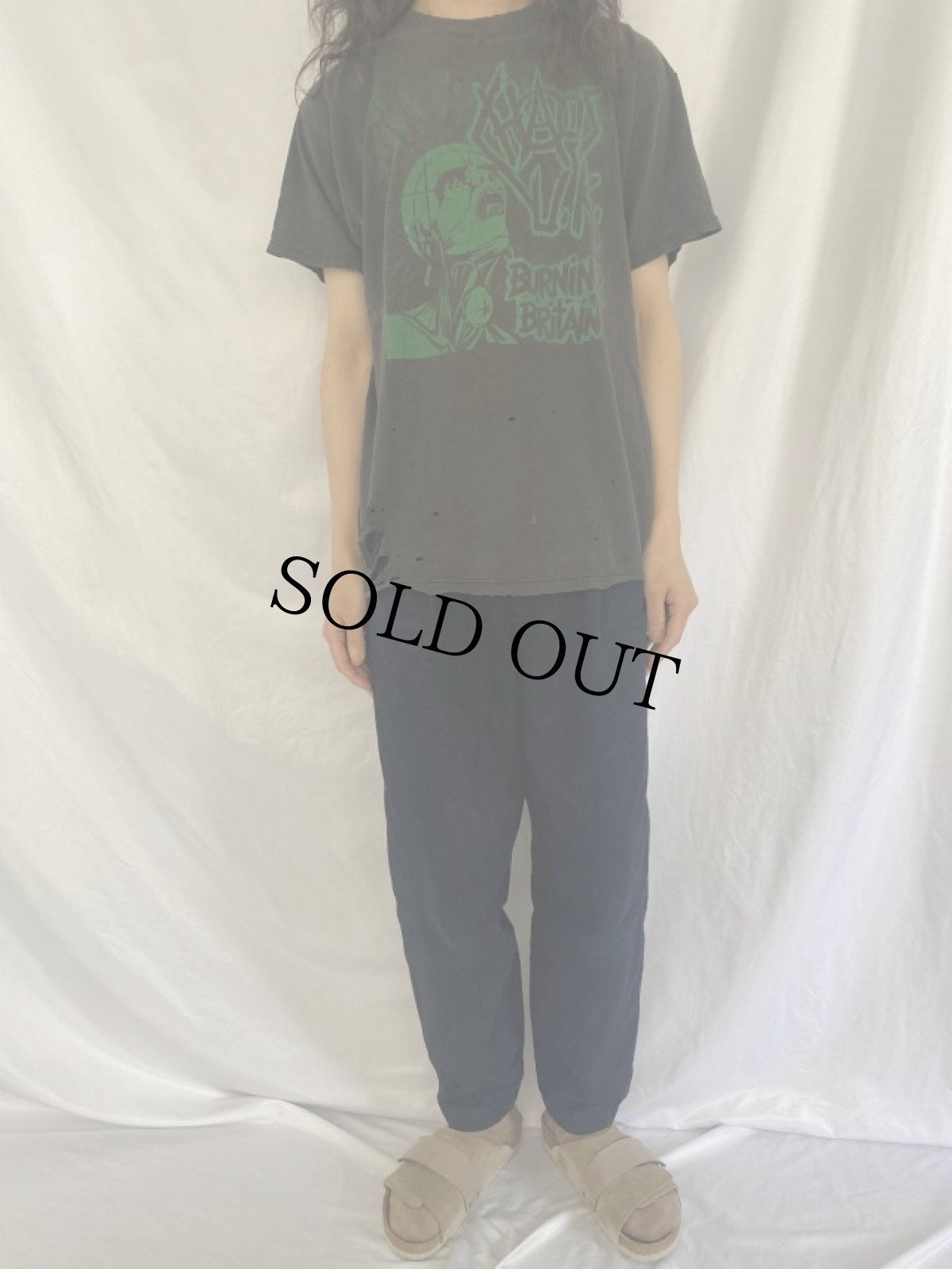 画像2: Chaos U.K. "BURNING BRITAIN" ハードコアパンクバンドTシャツ (2)