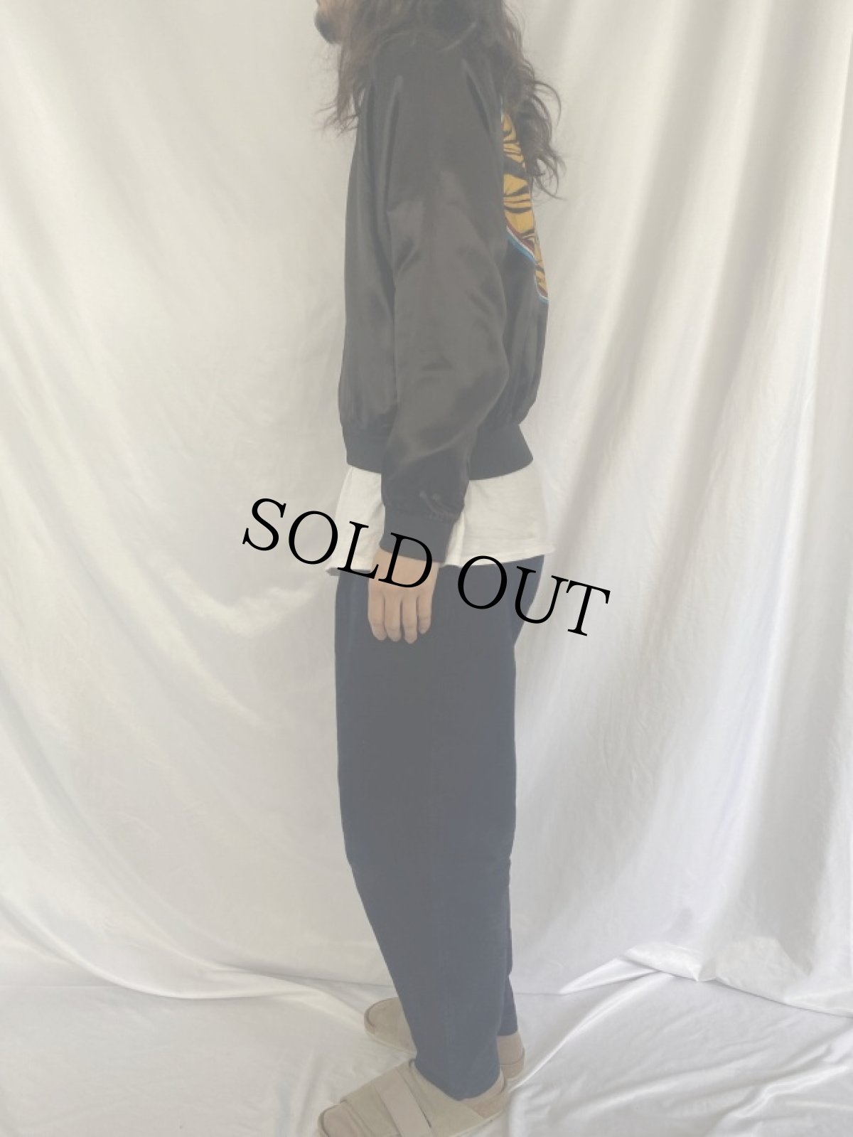 画像3: 80's IRON MAIDEN ピンバッチ付き サテンブルゾン (3)