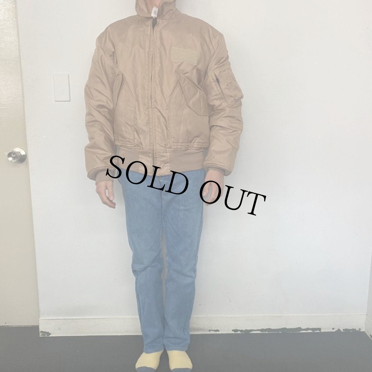画像2: 2000's U.S.AIR FORCE CWU-45/P Flight Jacket "TAN" LARGE (2)