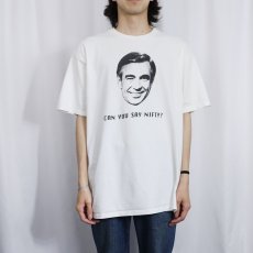 画像3: 90's Mr Rogers USA製 "CAN YOU SAY NIFTY?" 司会者プリントTシャツ XL (3)