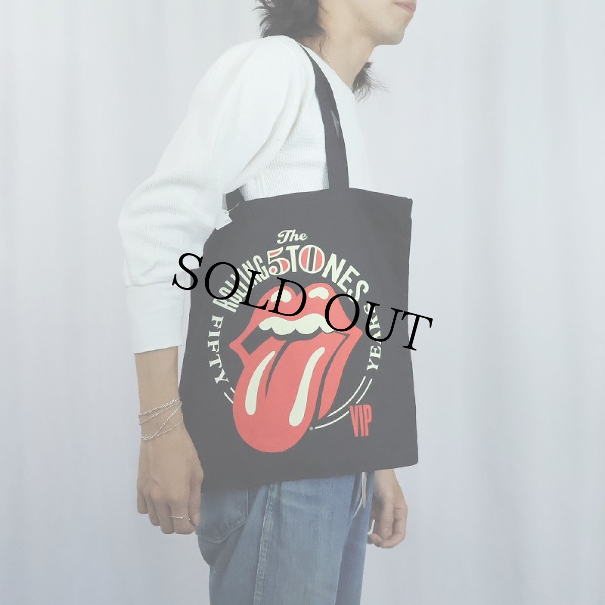 画像2: Rolling Stones Rare "50 Years Tour" トートバッグ BLACK (2)