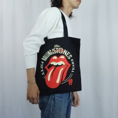 画像2: Rolling Stones Rare "50 Years Tour" トートバッグ BLACK (2)