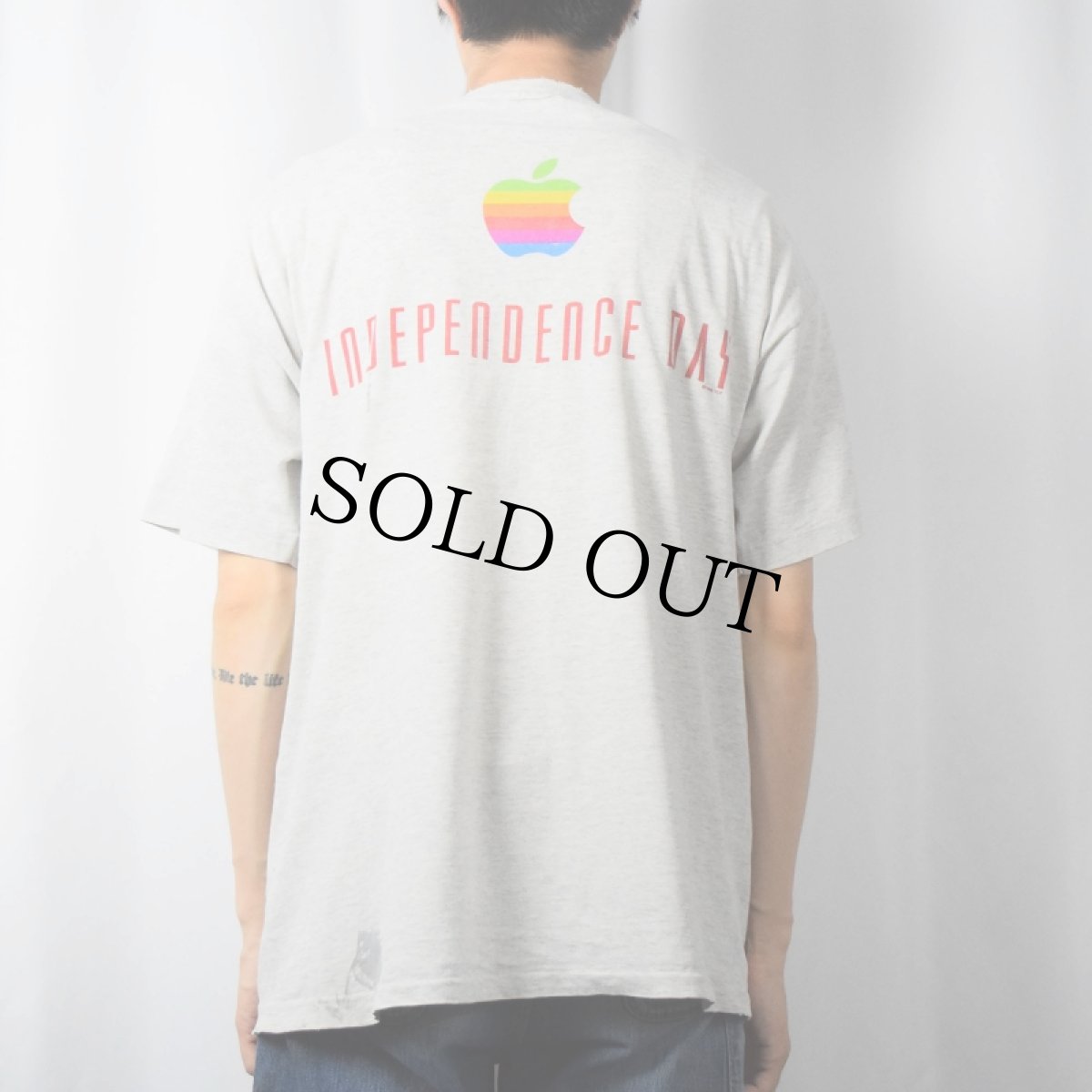 画像4: 90's Apple USA製 "INDEPENDENCE DAY" レインボーロゴプリントTシャツ XL (4)