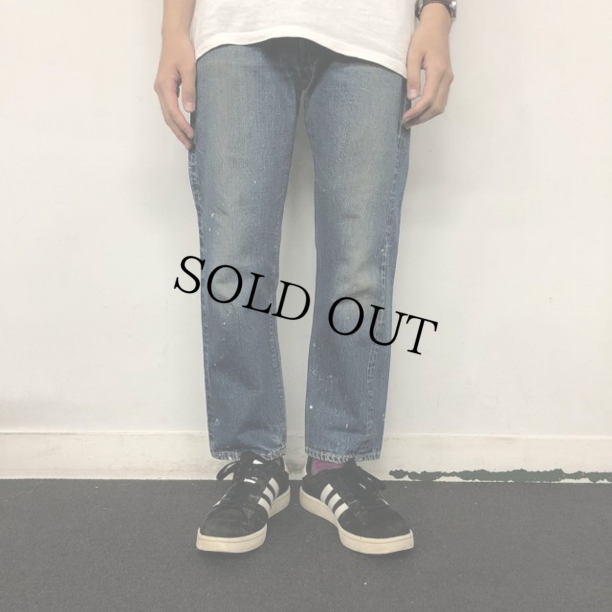 画像3: 60〜70's LEVI'S 501 BIGE デニムパンツ W29 (3)