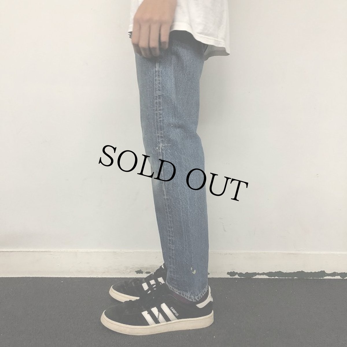 画像4: 60〜70's LEVI'S 501 BIGE デニムパンツ W29 (4)