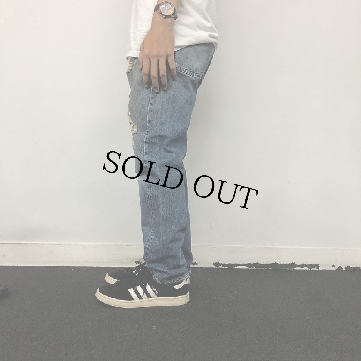 画像4: 60〜70's LEVI'S 501 BIGE デニムパンツ W32 (4)