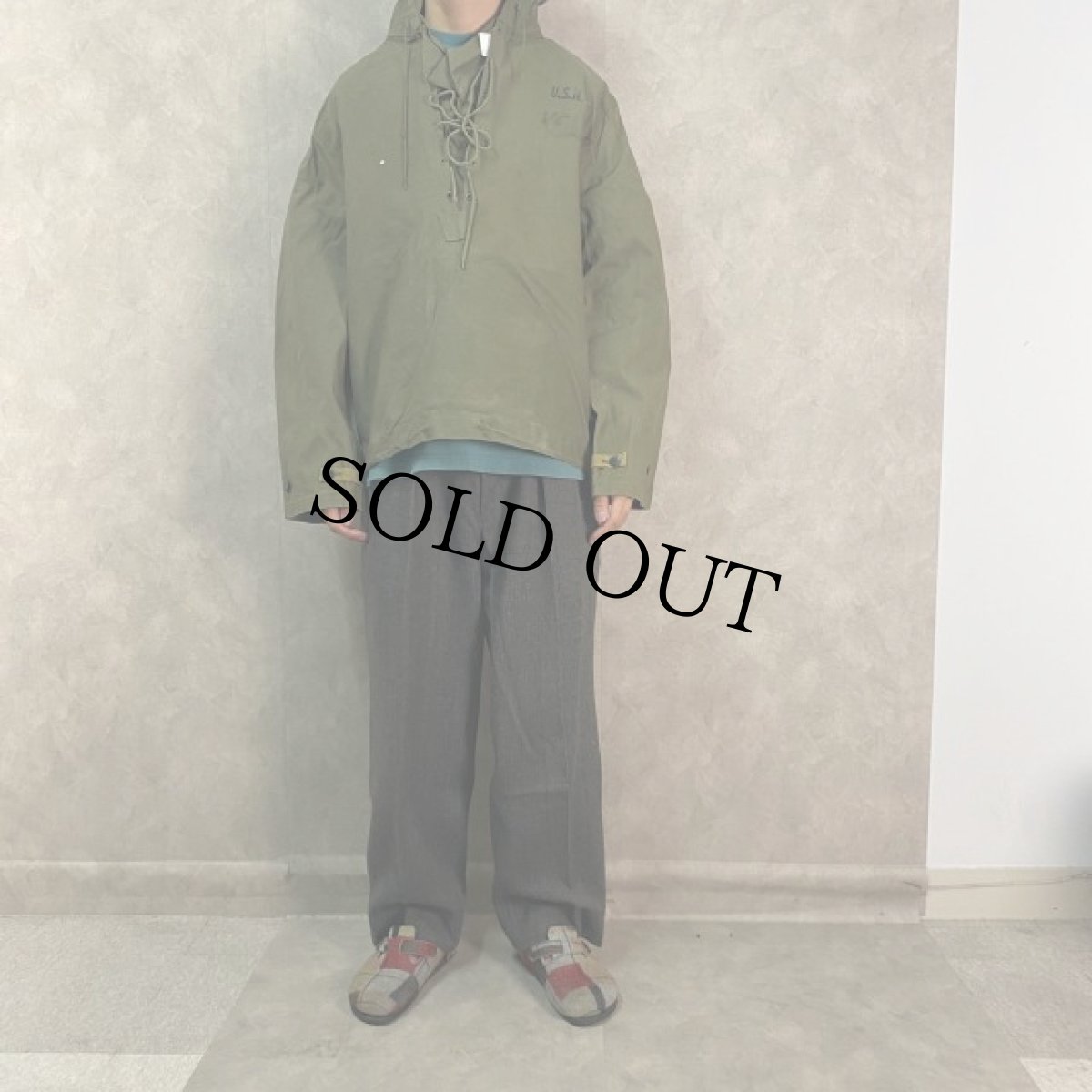 画像2: 40's U.S.NAVY デッキレインパーカー ステンシル入り M (2)