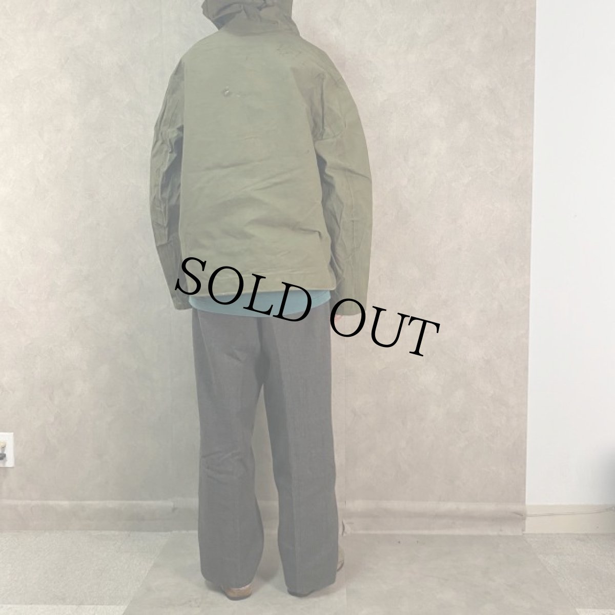 画像4: 40's U.S.NAVY デッキレインパーカー ステンシル入り M (4)