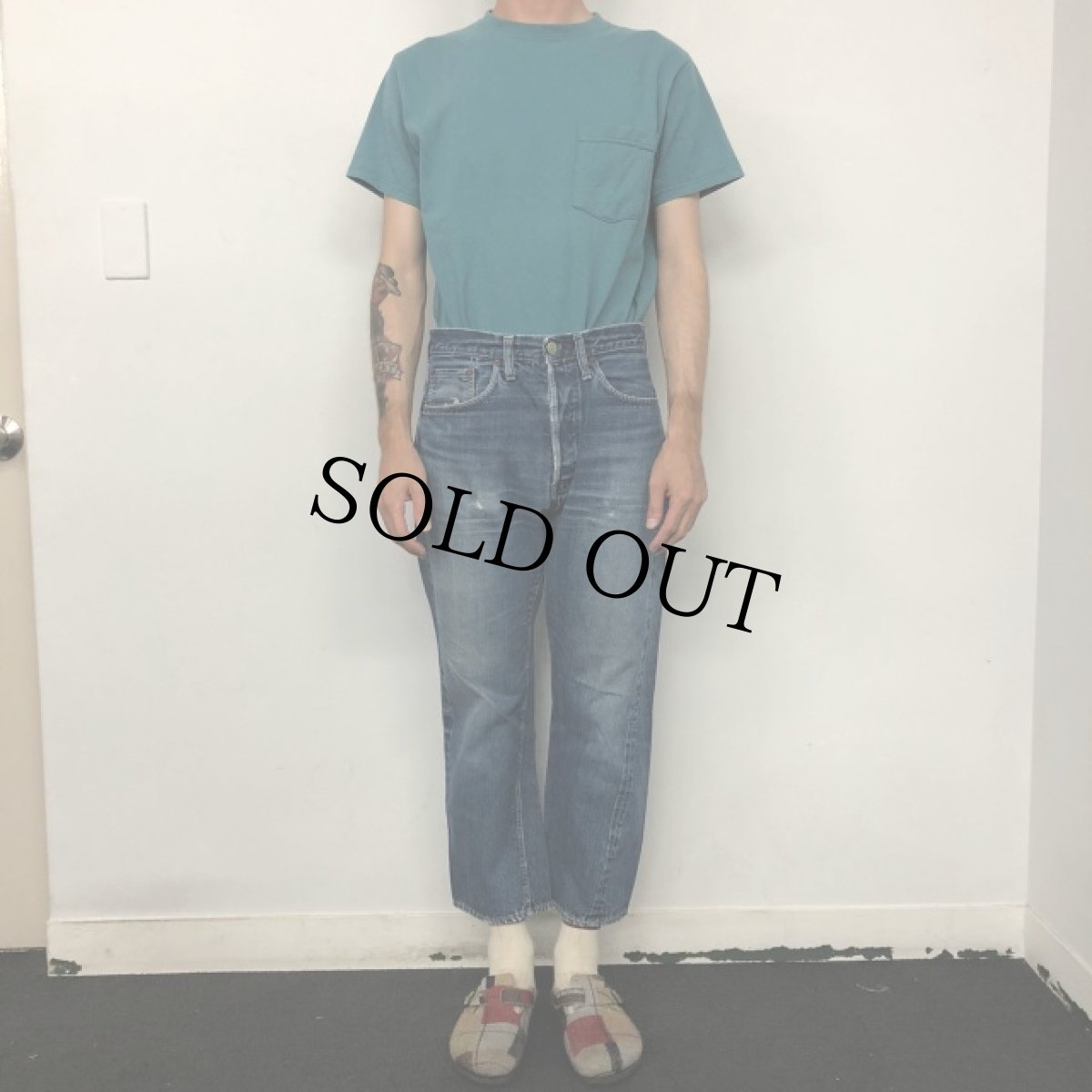 画像2: 60's LEVI'S 501 BIGE TYPE デニムパンツ W31 (2)