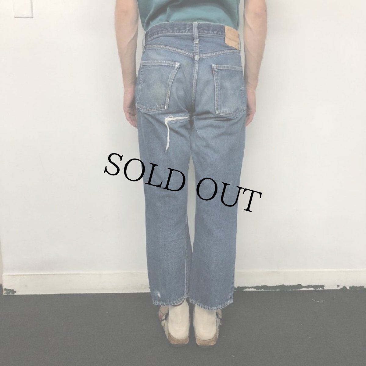 画像5: 60's LEVI'S 501 BIGE TYPE デニムパンツ W31 (5)