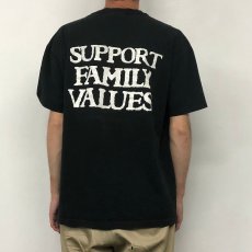 画像6: 90's チャールズ・マンソン USA製 "SUPPORT FAMILY VALUES" カルト指導者Tシャツ XL (6)