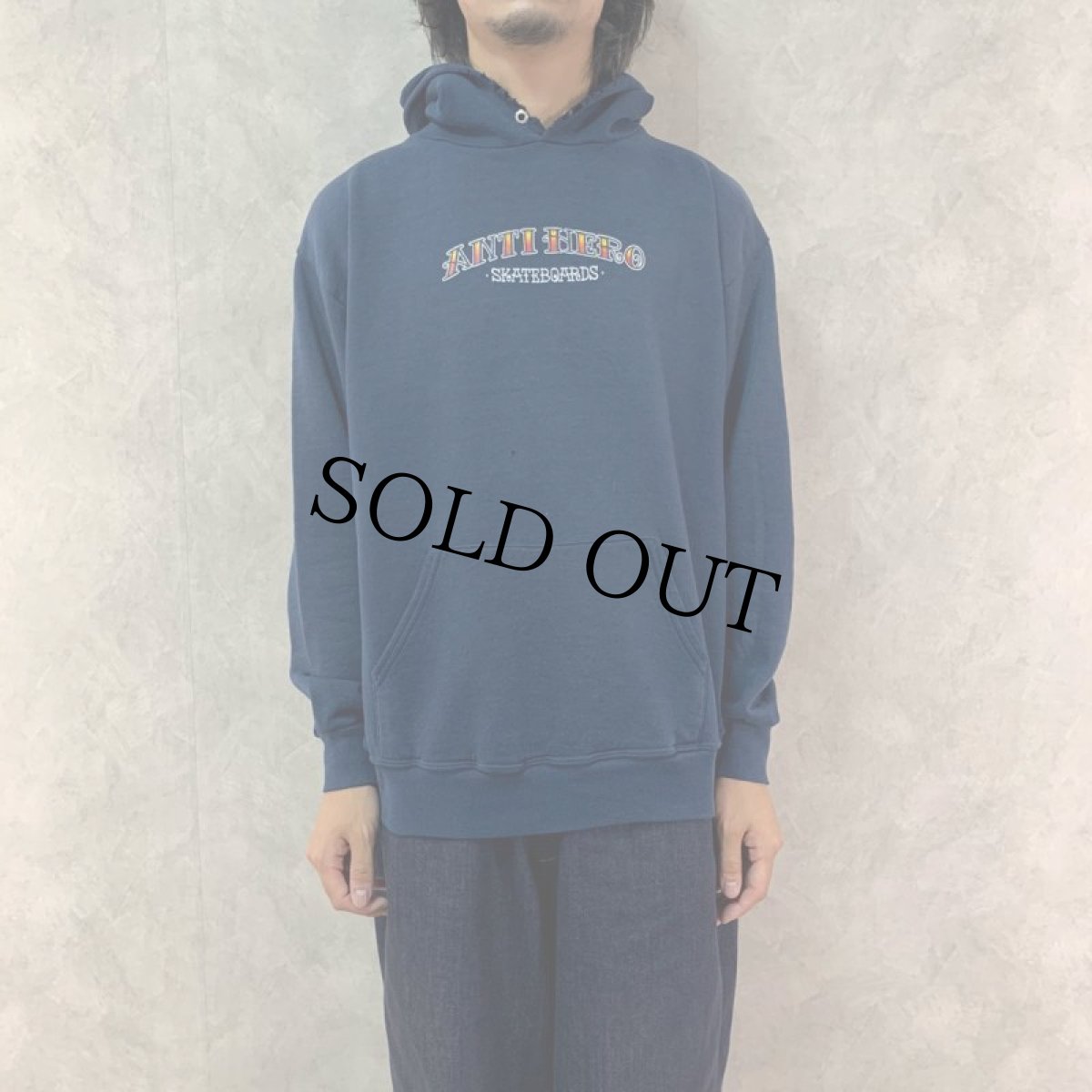 画像2: 90's ANTI HERO ロゴプリント スウェットフーディー NAVY L (2)