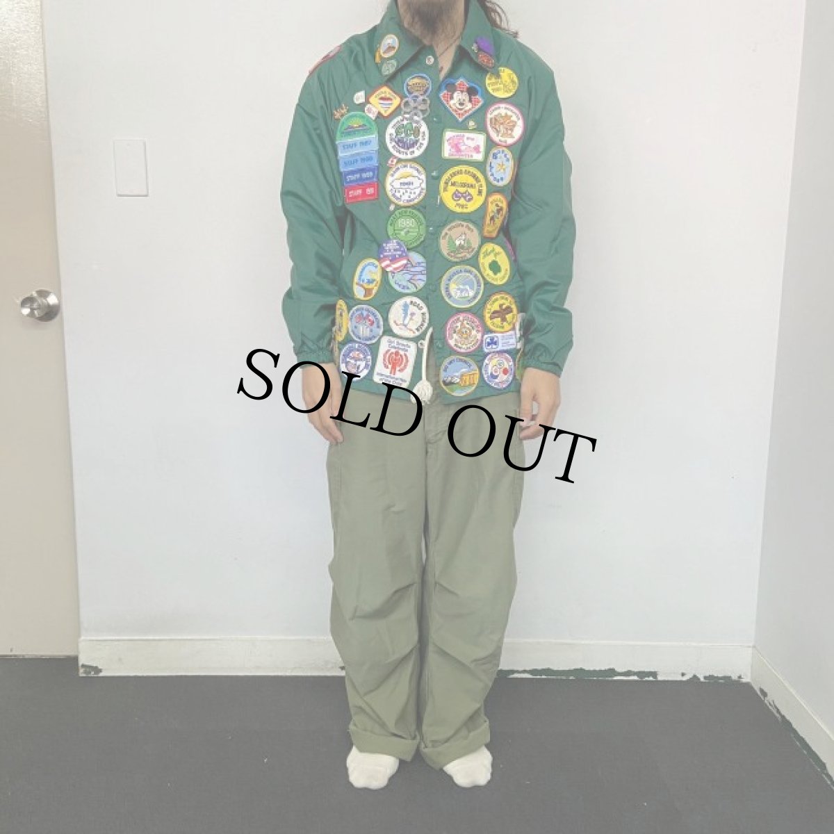 画像3: ワッペン&バッチ付き ナイロンコーチジャケット (3)