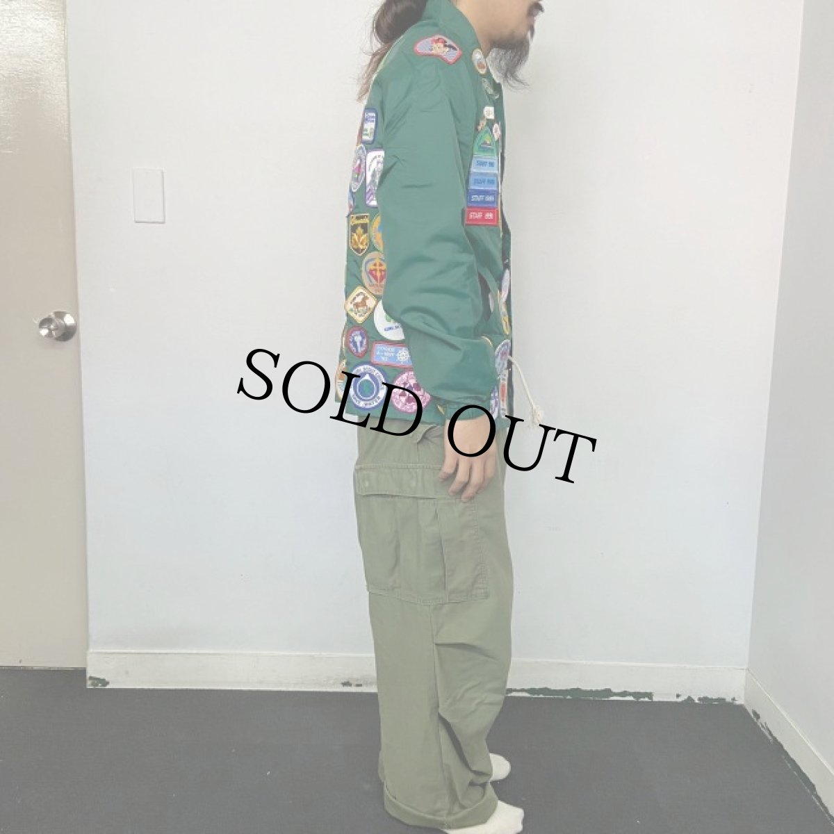 画像4: ワッペン&バッチ付き ナイロンコーチジャケット (4)