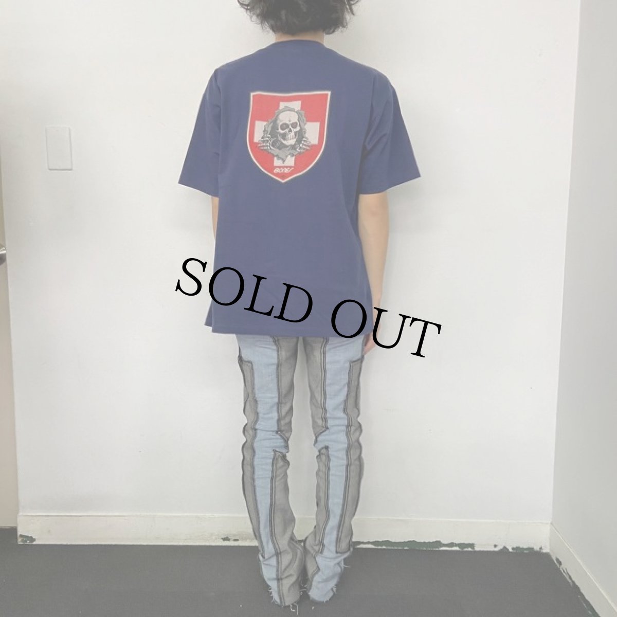 画像5: 90's POWELL USA製 "BONES" 覗き見スカル プリントTシャツ L (5)