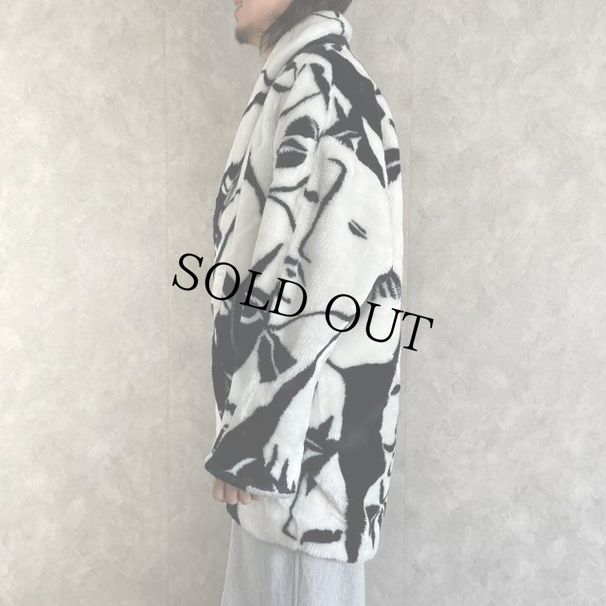 画像4: 80's〜90's DONNYBROOK USA製 フェイス柄 ダブルブレスト フェイクファーコート (4)