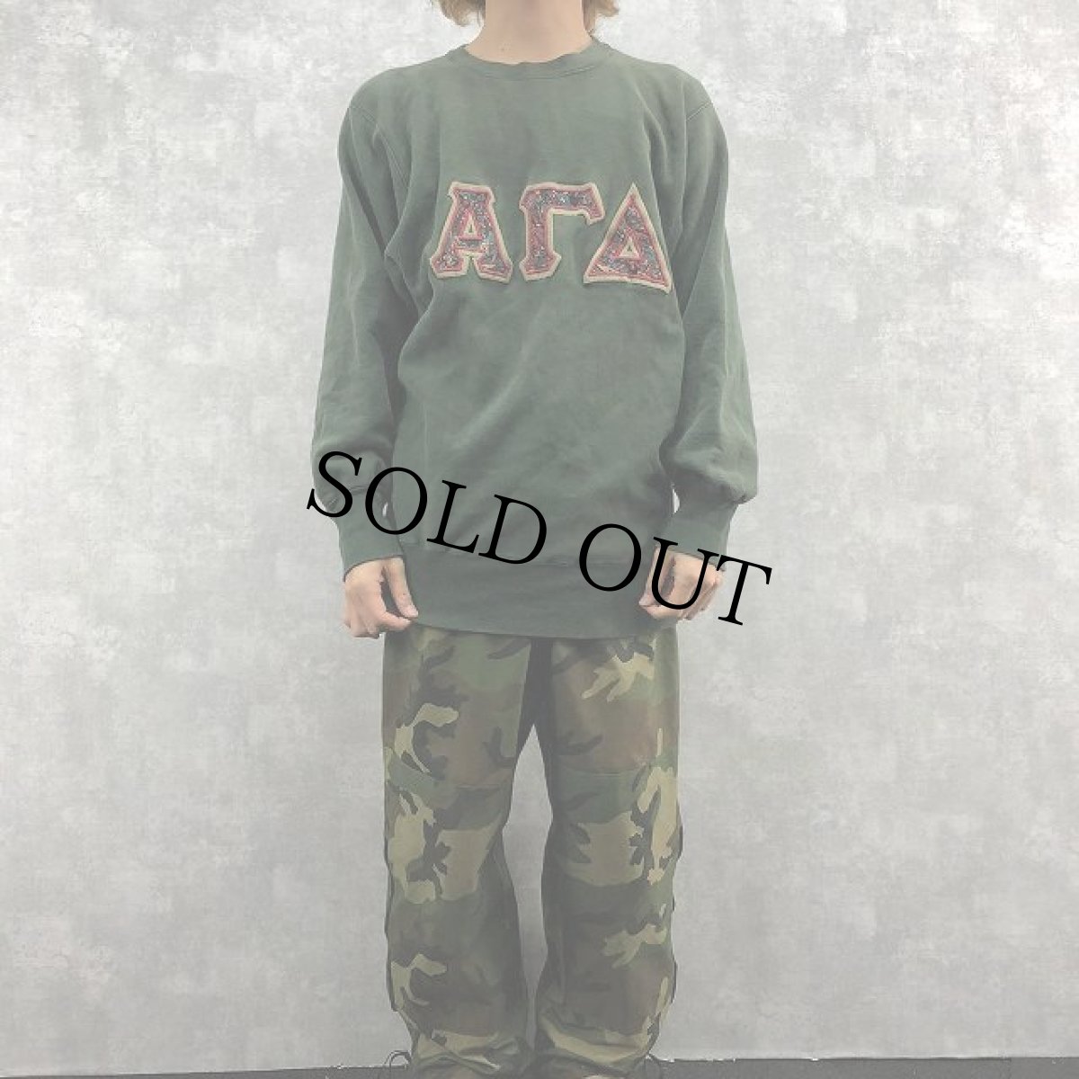 画像2: 80's Champion REVERSE WEAVE USA製 ワッペン付き スウェット XL (2)