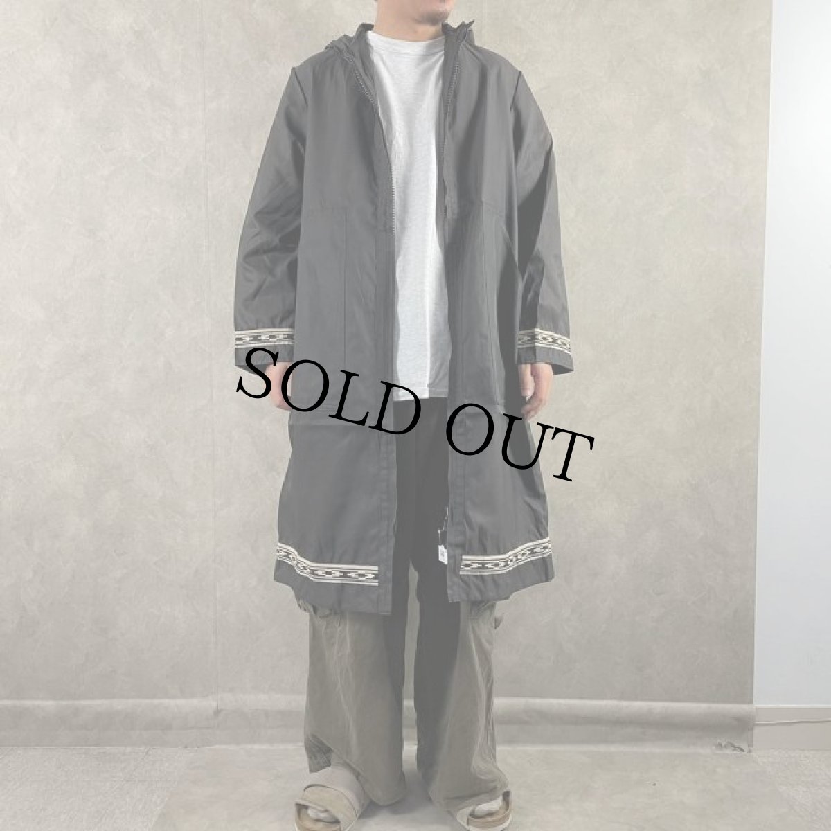 画像2: チロリアンテープ デザインナイロンジャケット (2)