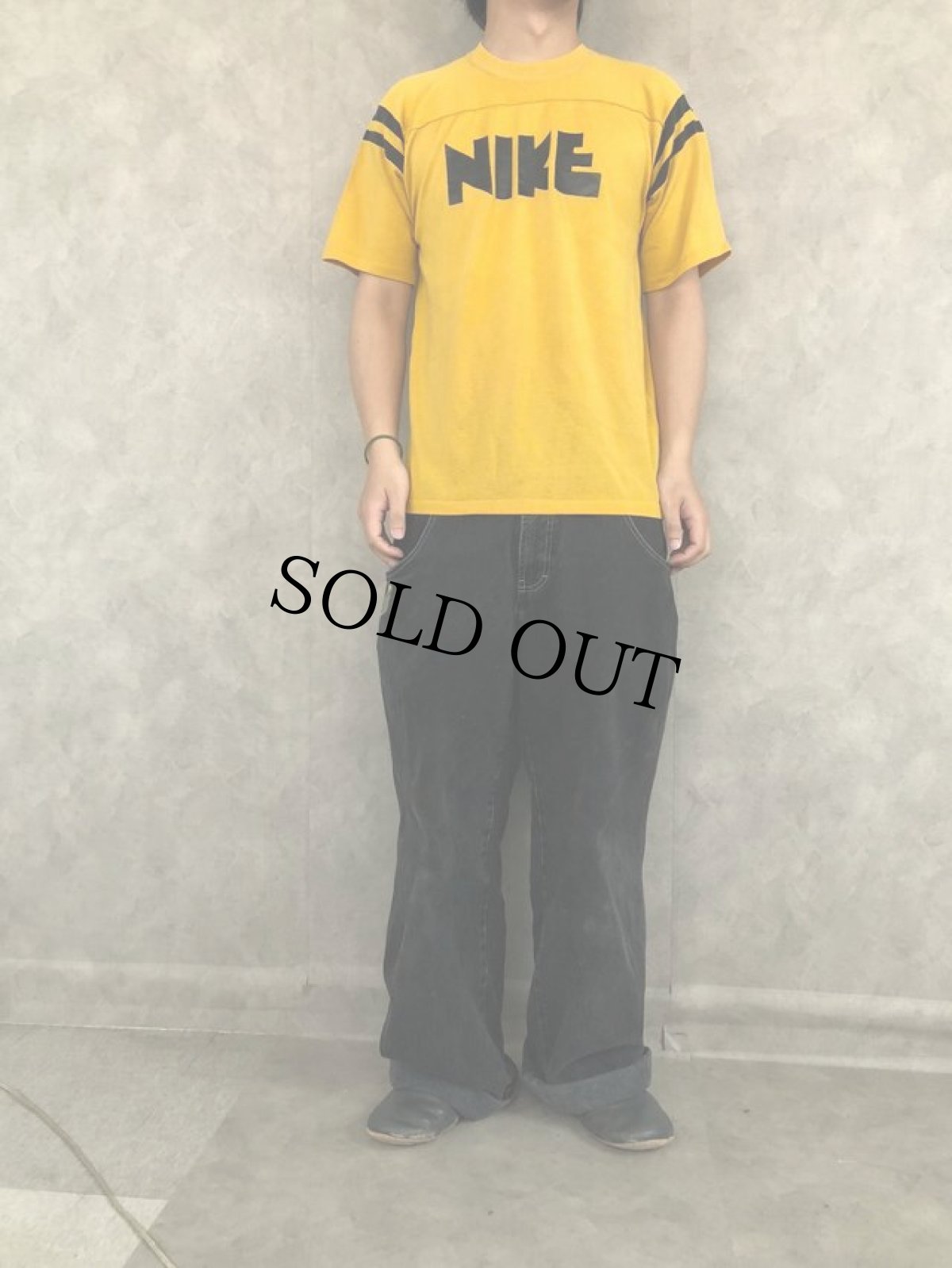 画像2: 70's NIKE USA製 オレンジタグ ''ゴツNIKE'' レーヨンフットボールTシャツ L (2)