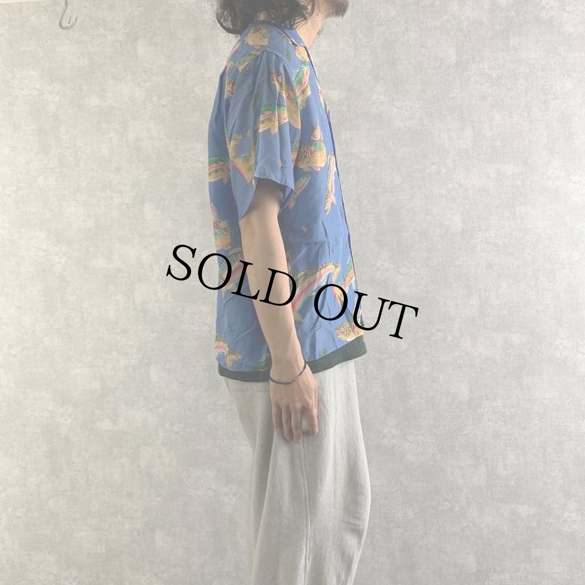 画像4: 80's Patagonia pataloha "トラウト" レーヨンアロハシャツ M (4)