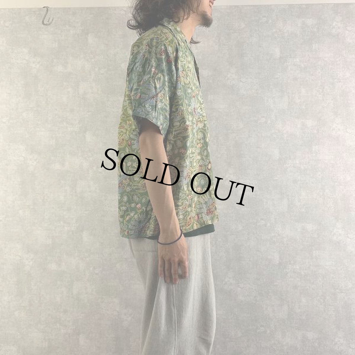 画像4: 60's Toko djakarta アニマル柄 オールオーバーパターン 猫目ボタン コットンアロハシャツ (4)