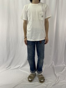 画像2: 90's BANANA REPUBLIC USA製 "SAFARI & TRAVEL CLOTHING" ライオンプリント ポケットTシャツ L (2)