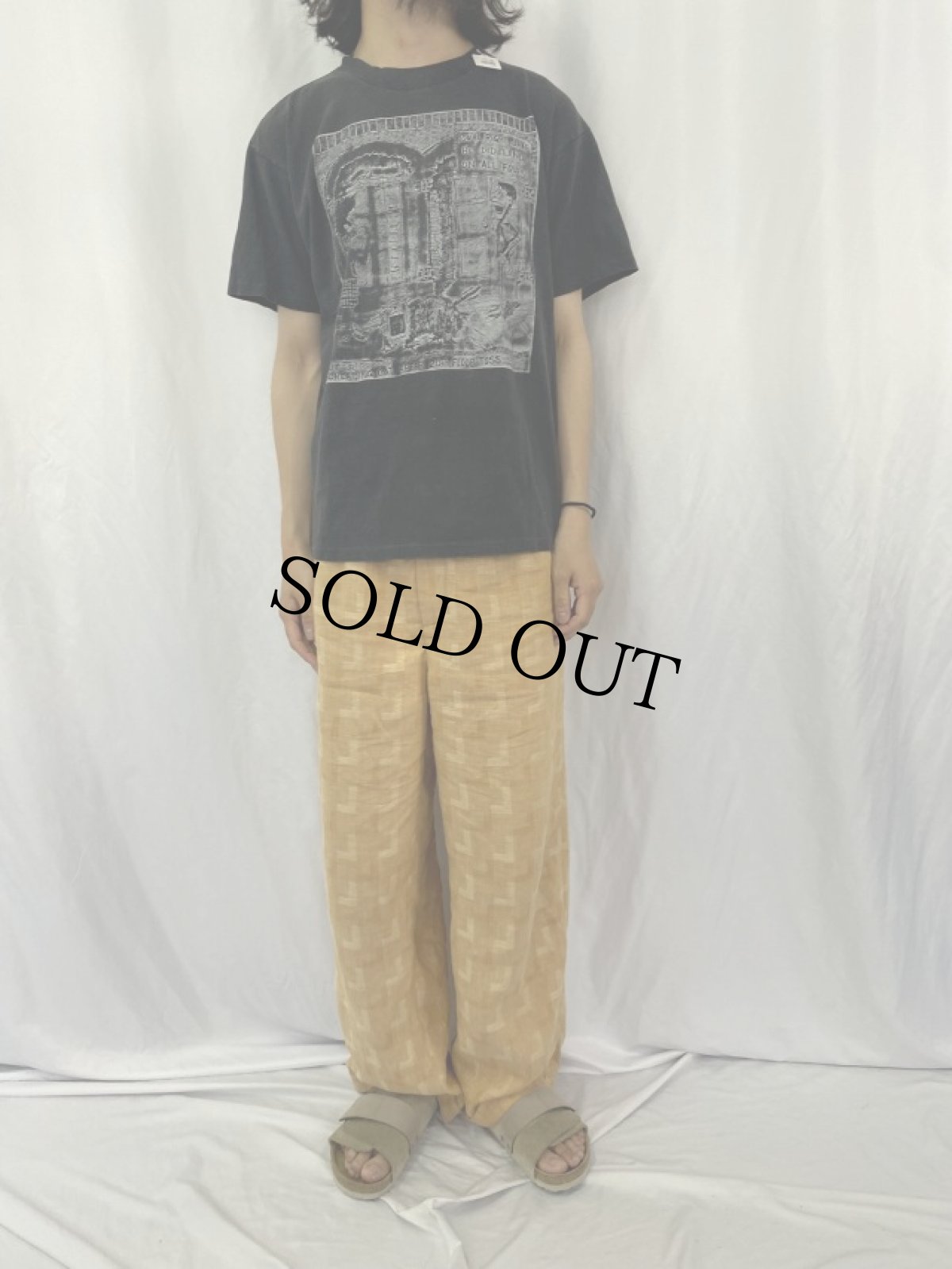 画像2: 90's BADBOB USA製 "SCREAMING CAT AFTER 20th FLOOR TOSS" アートプリントTシャツ L (2)