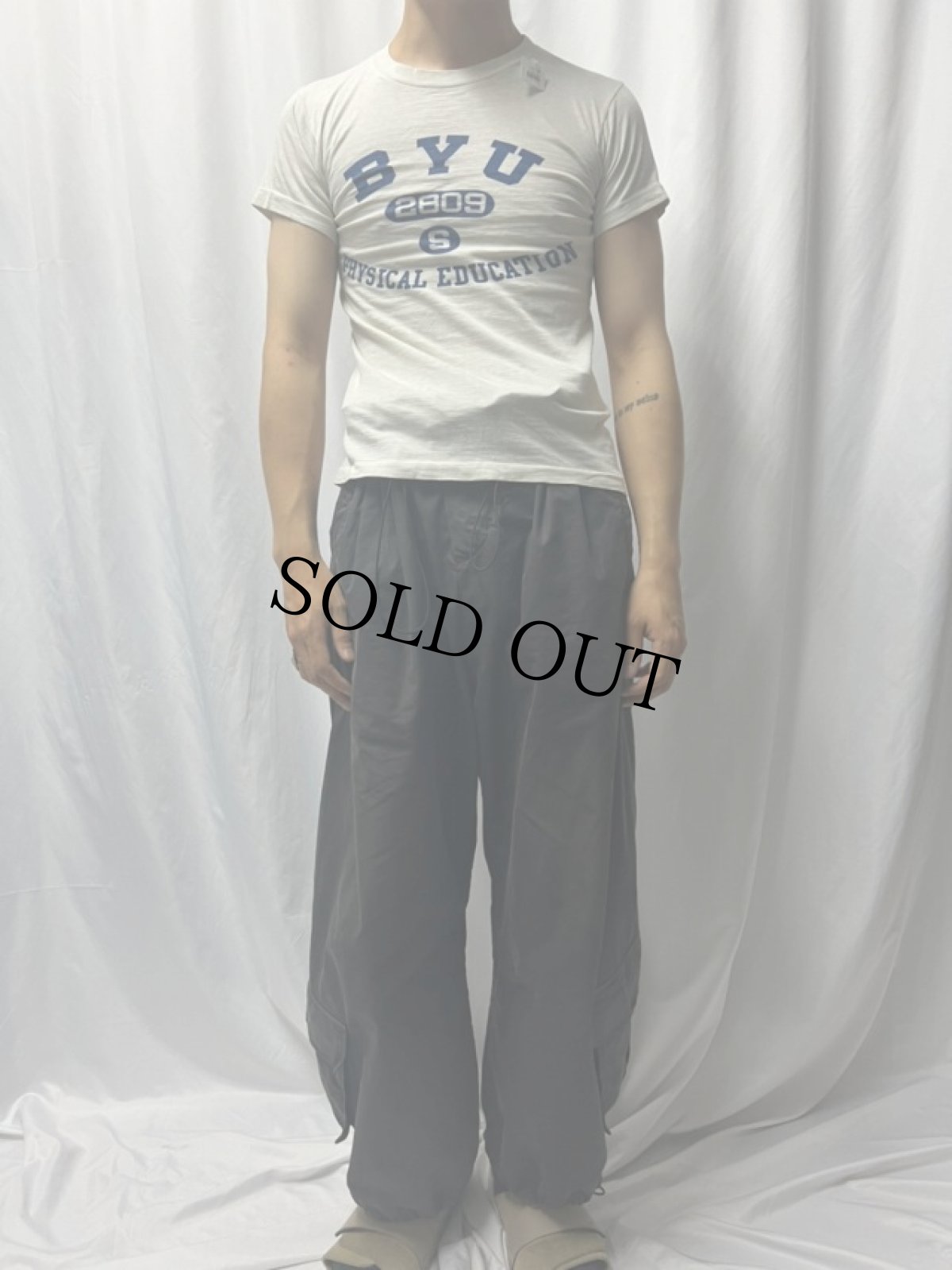 画像2: 50's Champion ランタグ "BYU PHYSICAL EDUCATION" 染み込みプリントTシャツ S (2)