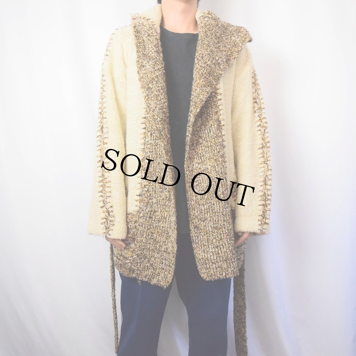 画像2: 70〜80's KENNINGTON パッチワークデザイン アクリル×ナイロン ニットガウン M (2)