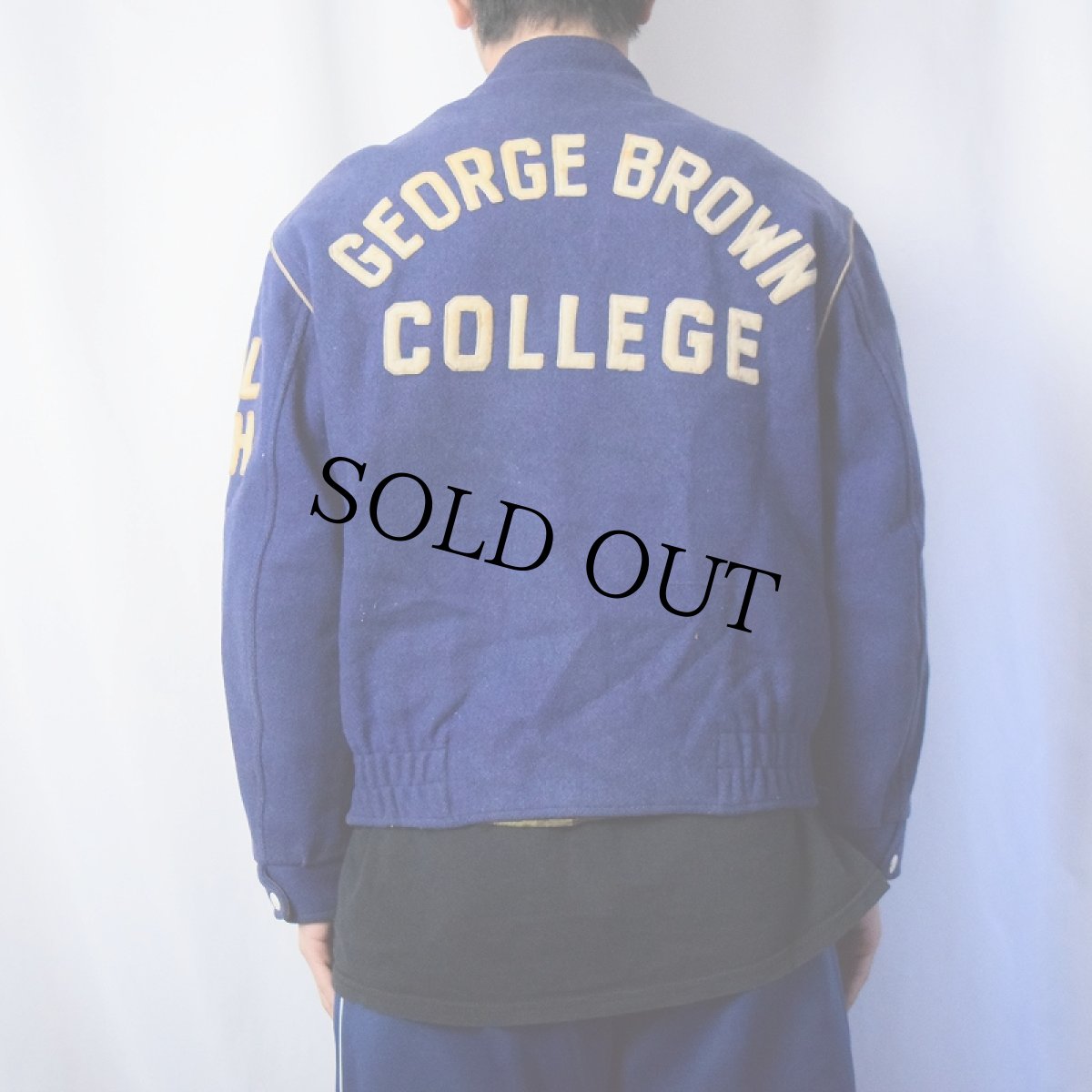 画像4: 60's "GEORGE BROWN COLLEGE" フェルトパッチ スタンドカラー ウールメルトンスタジャン (4)