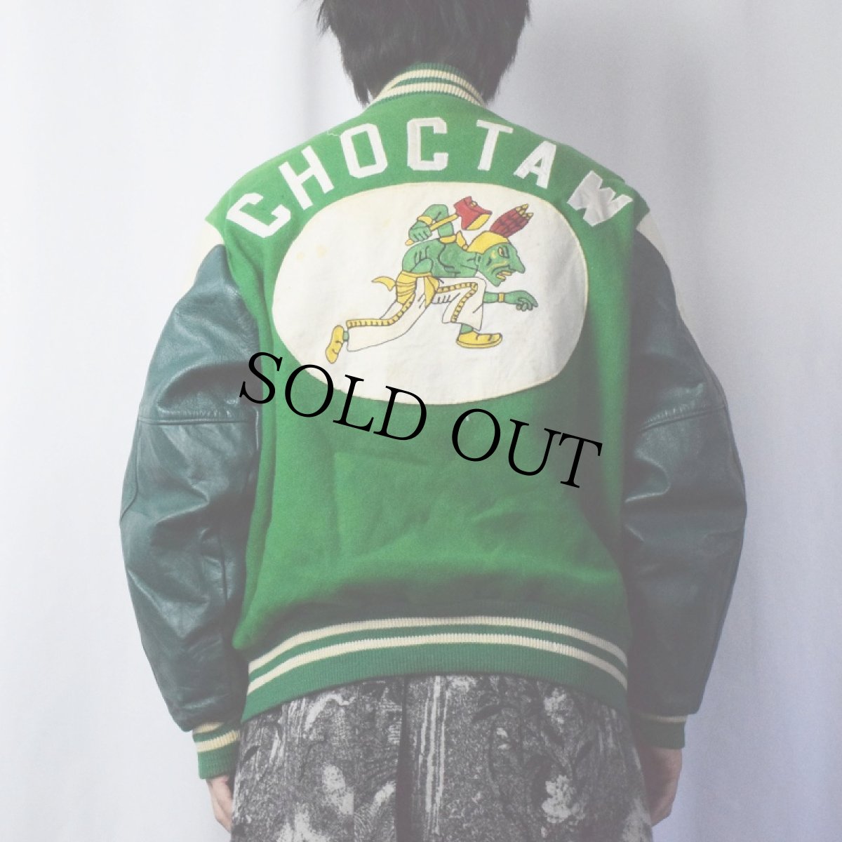 画像3: 50〜60's "CHOCTAW" インディアン柄 チェーン刺繍 パッチ付きウール×レザースタジャン 40 (3)