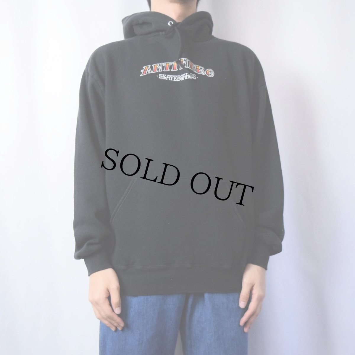 画像2: 90's ANTI HERO USA製 ロゴプリント スウェットフーディー BLACK L (2)