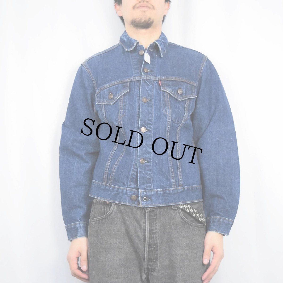 画像2: 60〜70's LEVI'S 70505 USA製 BIGE デニムジャケット size42 (2)