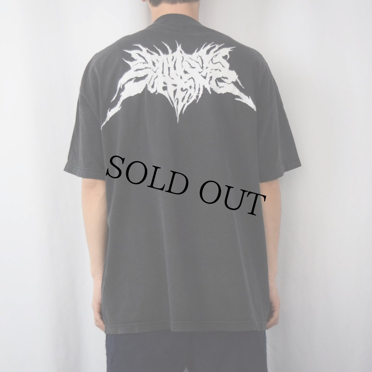 画像4: So This Is Suffering × FELIX デスコアバンド キャラクタープリントTシャツ (4)