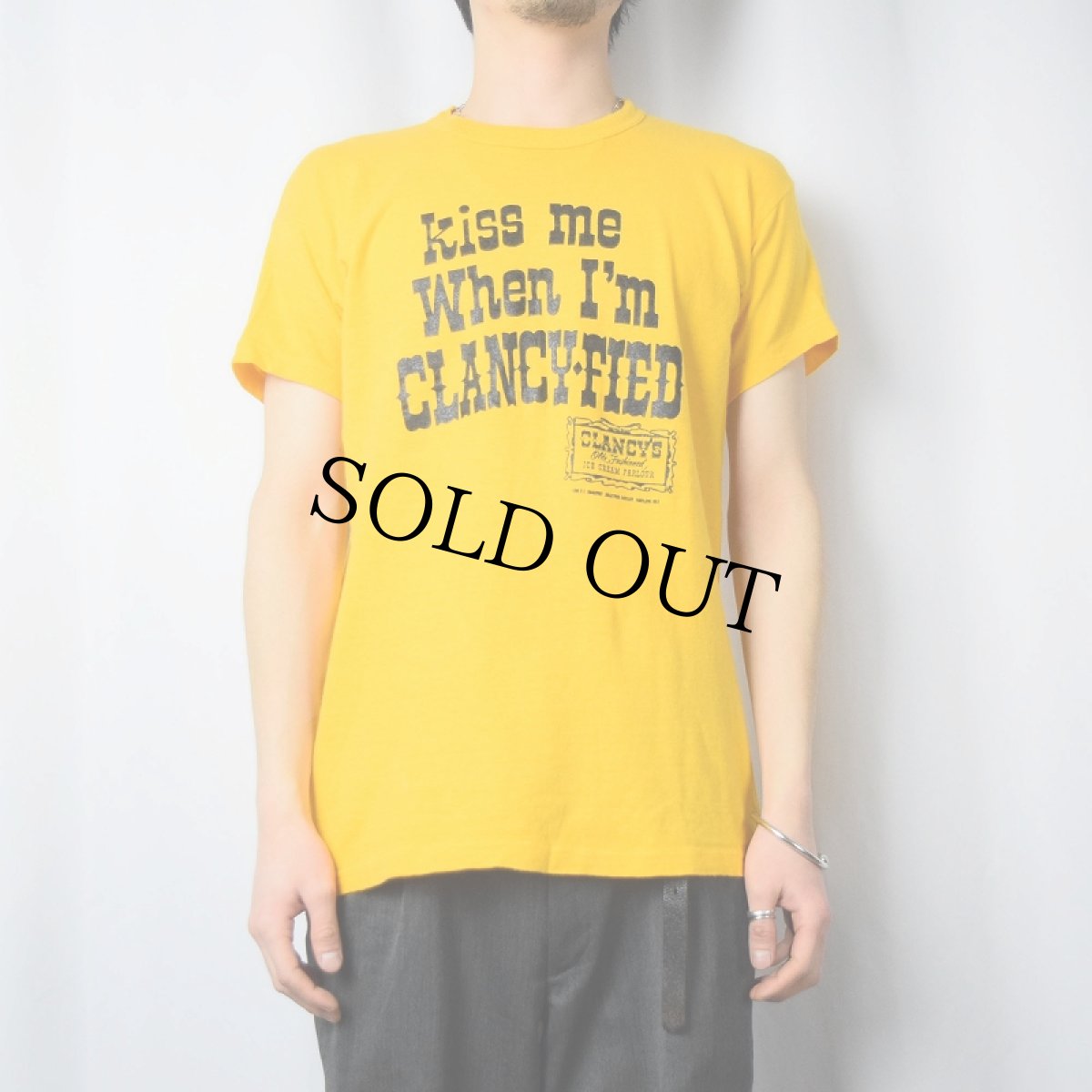 画像2: 60's Russell Southern "kiss me when I'm CLANCY FIED" プリントTシャツ L (2)