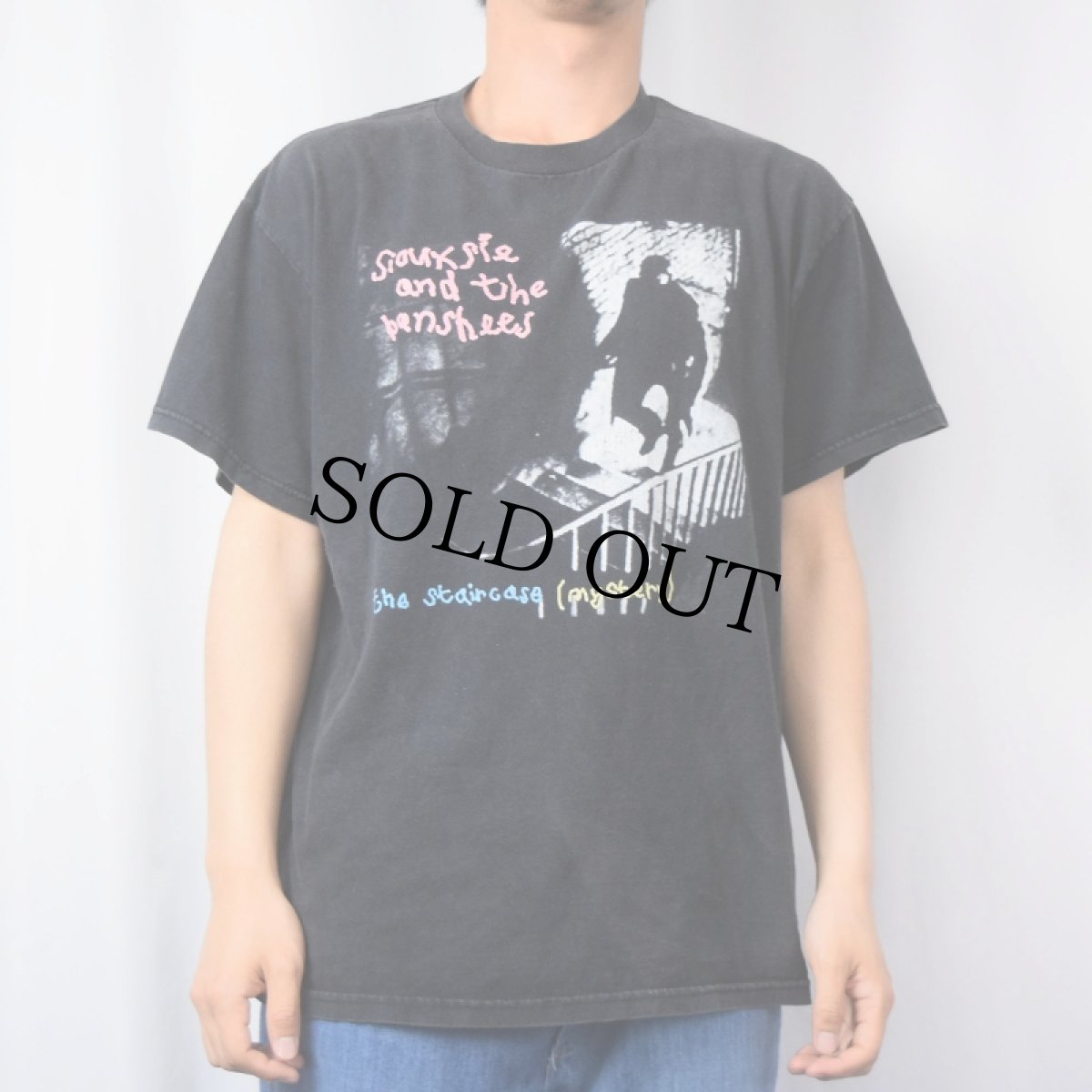 画像2: SIOUXSIE AND THE BANSHEES "the staircase" ロックバンドTシャツ BLACK L (2)