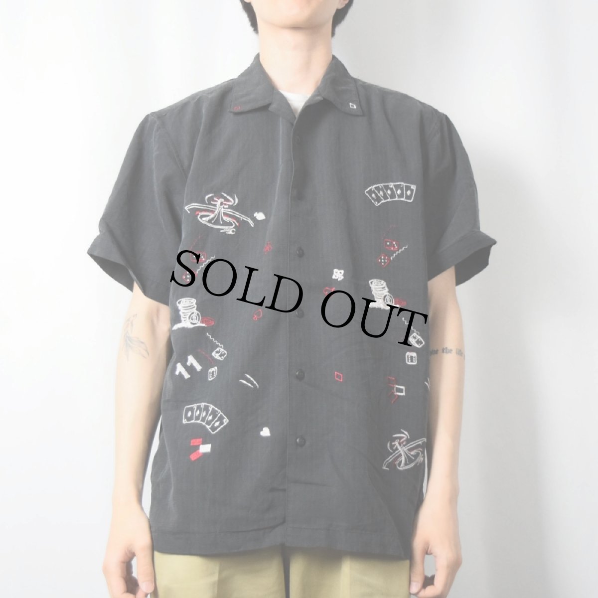 画像2: CHEROKEE カジノ柄刺繍 レーヨン×ポリ オープンカラーシャツ BLACK M (2)