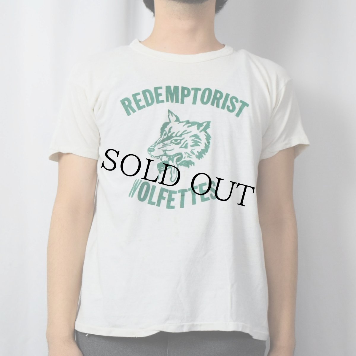 画像2: 70's RUSSELL ATHLETIC USA製 "REDEMPTORIST WOLFETTES" プリントTシャツ L (2)