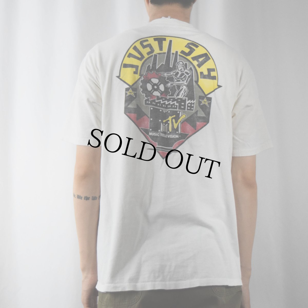 画像2: 90's VISION STREET WEAR USA製 "MTV" プリントTシャツ XL (2)