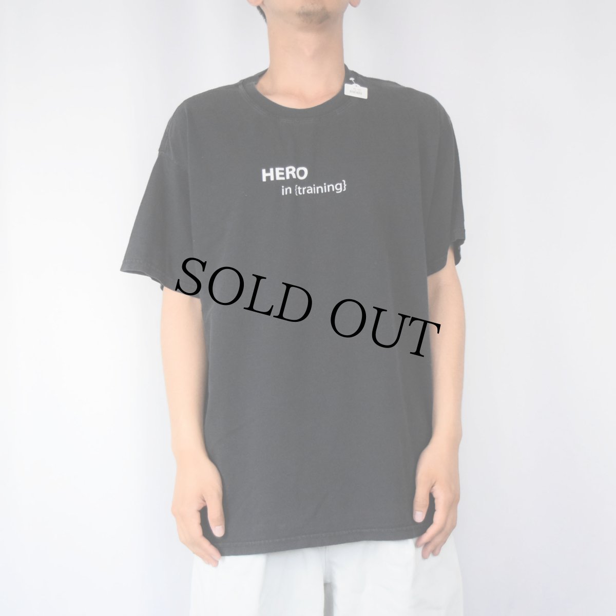 画像2: Microsoft QuickStart "HERO in {training}" コンピューター企業 プリントTシャツ BLACK (2)