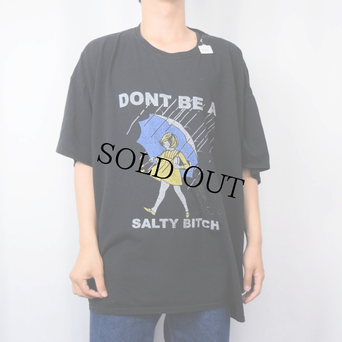 画像2: Morton Salt "DONT BE A SALTY BITCH" 塩メーカープリントTシャツ BLACK 3XL (2)