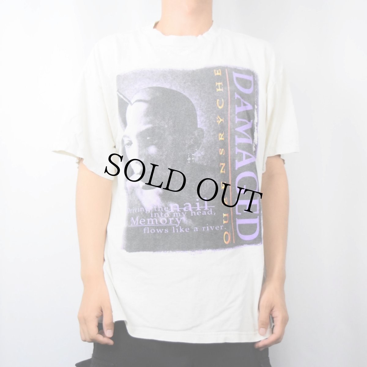 画像2: 90's DAMAGED "Queensryche" デスグラインド バンド アルバムプリントTシャツ XL (2)