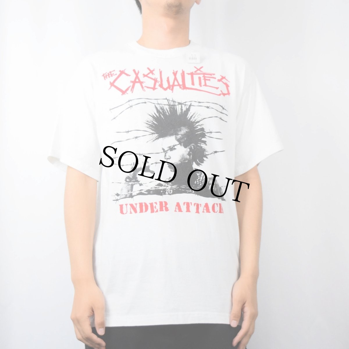 画像2: THE CASUALTIES "UNDER ATTACK" ハードコアパンクバンド アルバムプリントTシャツ L (2)
