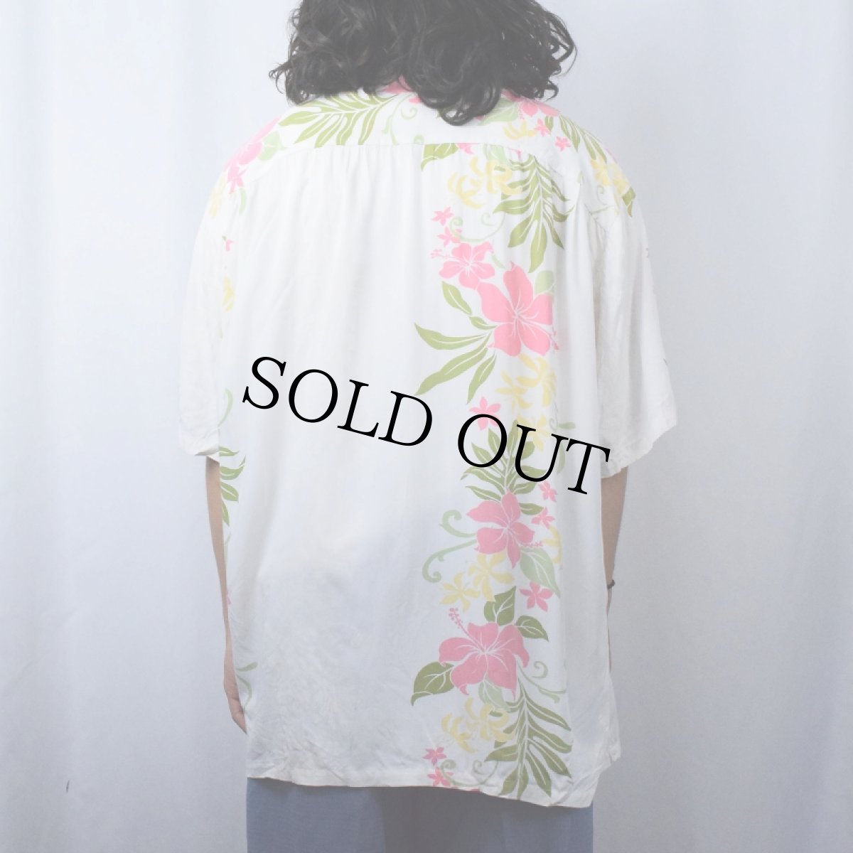 画像3: 80's TWO PALMS HAWAII製 ハイビスカス柄 ボーダーパターン レーヨンアロハシャツ 2XL (3)