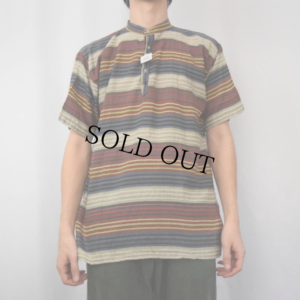 画像3: マルチボーダー柄 ヘンリーネック バンドカラーコットンシャツ (3)