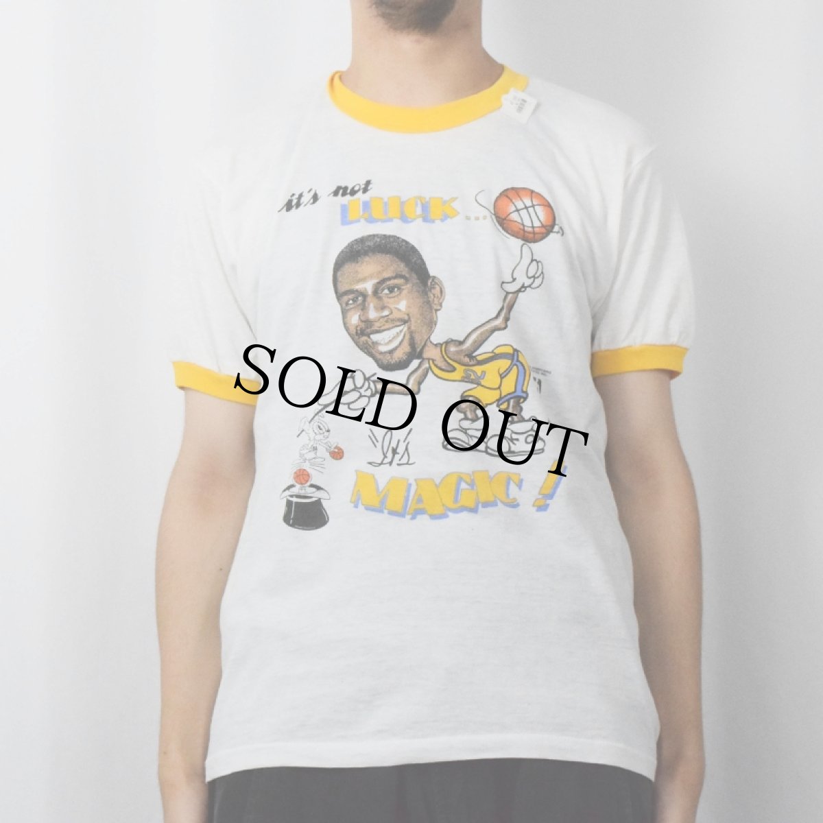 画像2: 80's USA製 LAKERS "MAGIC JOHNSON" NBA選手 プリントリンガーTシャツ L (2)