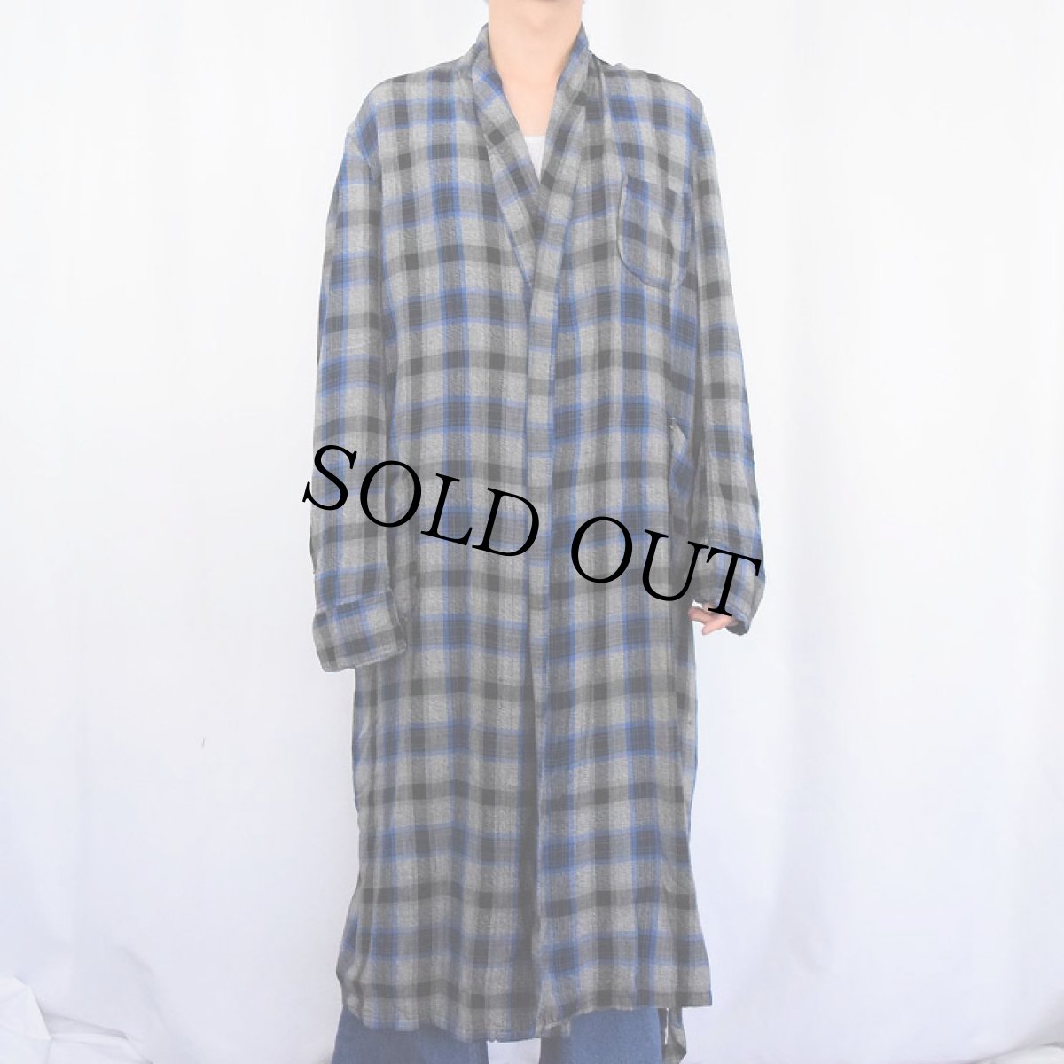 画像2: VINTAGE チェック柄ガウン (2)