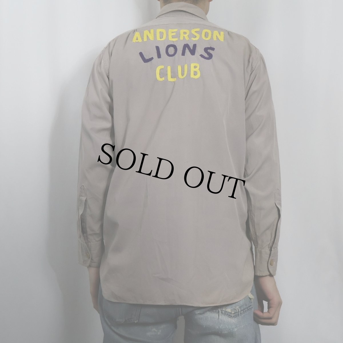 画像4: 40's〜 J.C.PENNEY "ANDERSON LIONS CLUB" マチ付き チェーン刺繍 コットンポプリンシャツ (4)