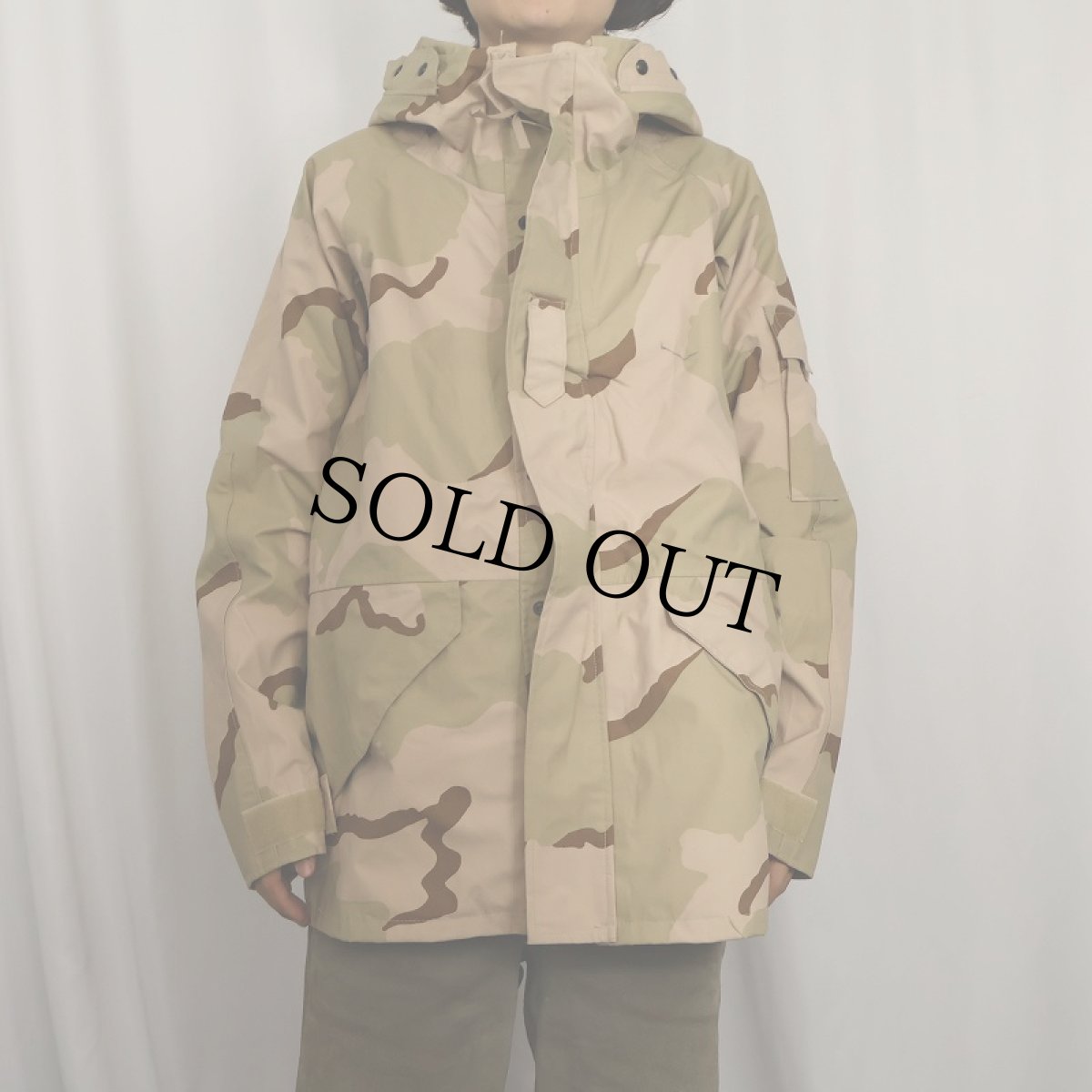 画像2: 2000's U.S.MILITARY ECWCS GEN1 デザートカモ GORE-TEXパーカ MEDIUM-REGULAR (2)